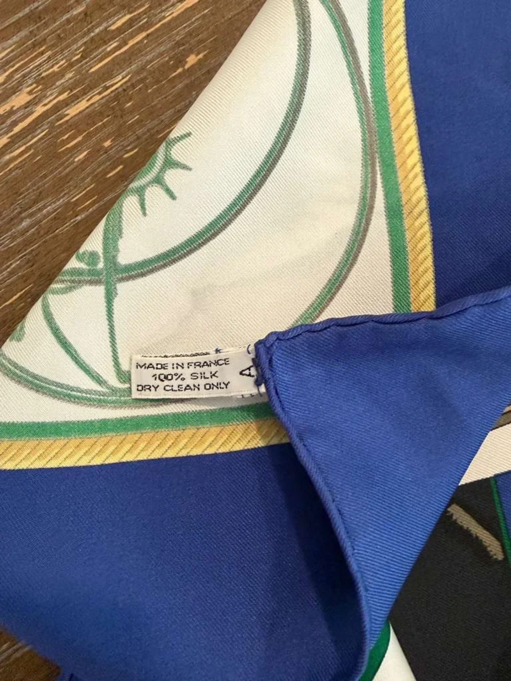 Hermès Carriages Silk Scarf 90 Carré Blue White Gold Hand Rolled Made in France